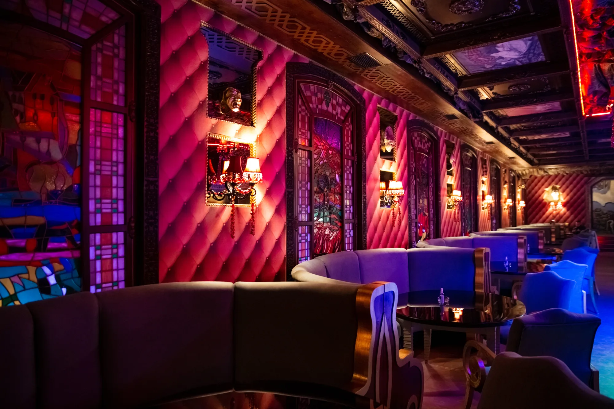 Strip club & lap dancing in Dublin